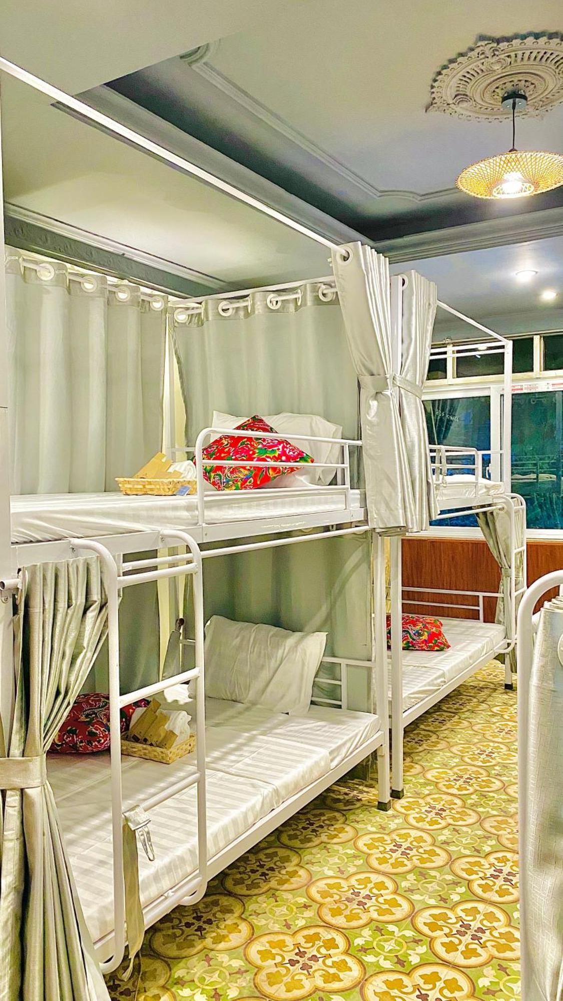 Hanoi Vibes Hostel Bagian luar foto