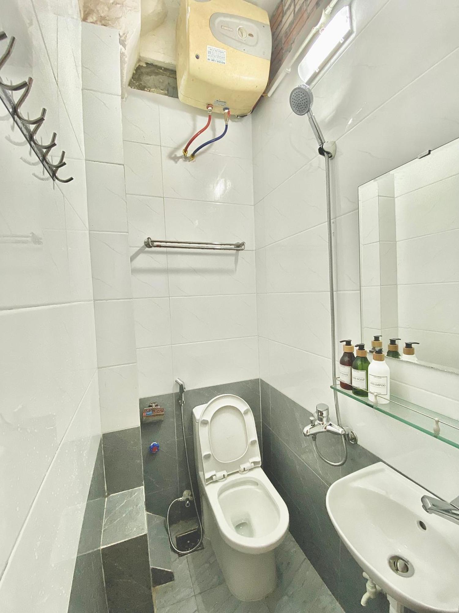 Hanoi Vibes Hostel Bagian luar foto