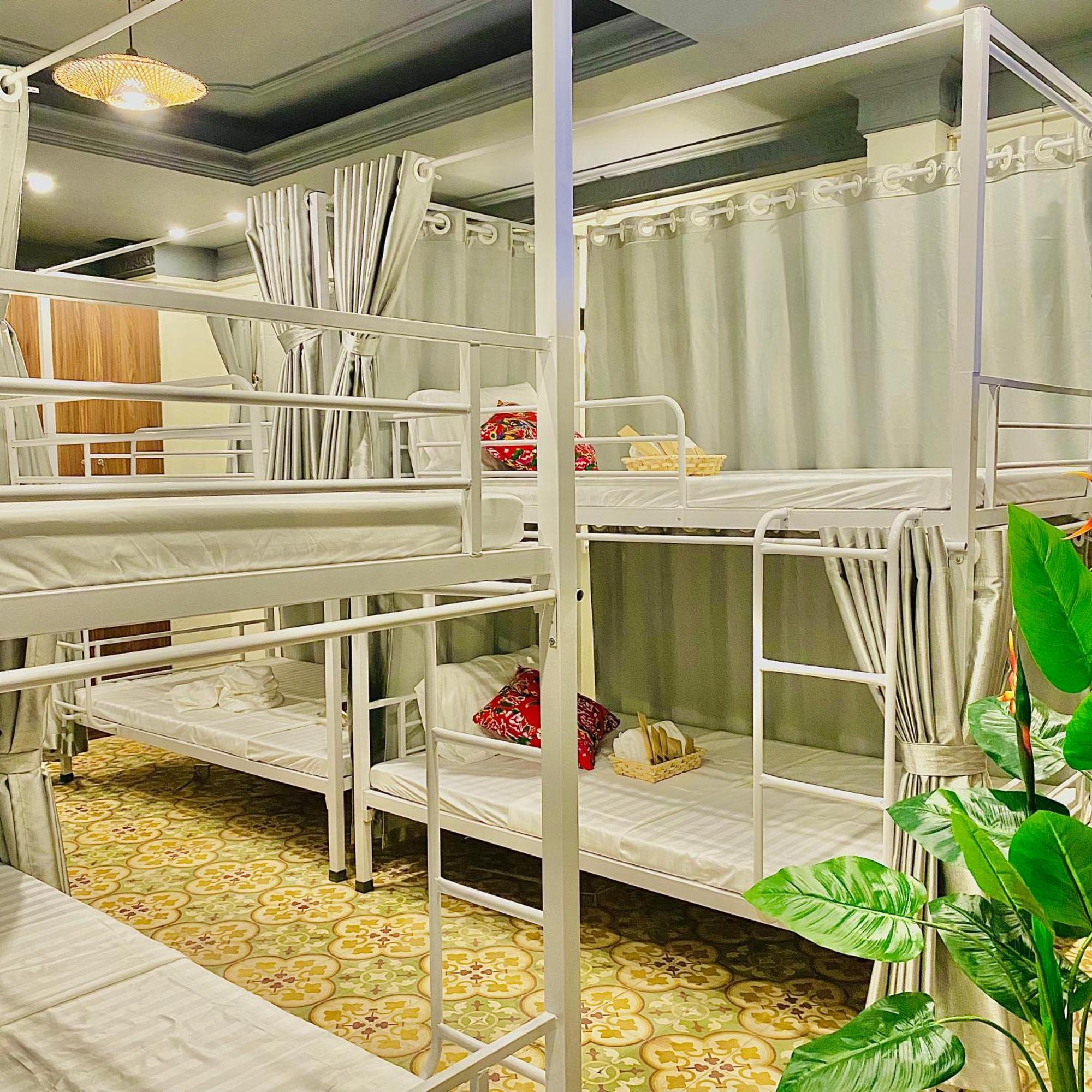 Hanoi Vibes Hostel Bagian luar foto
