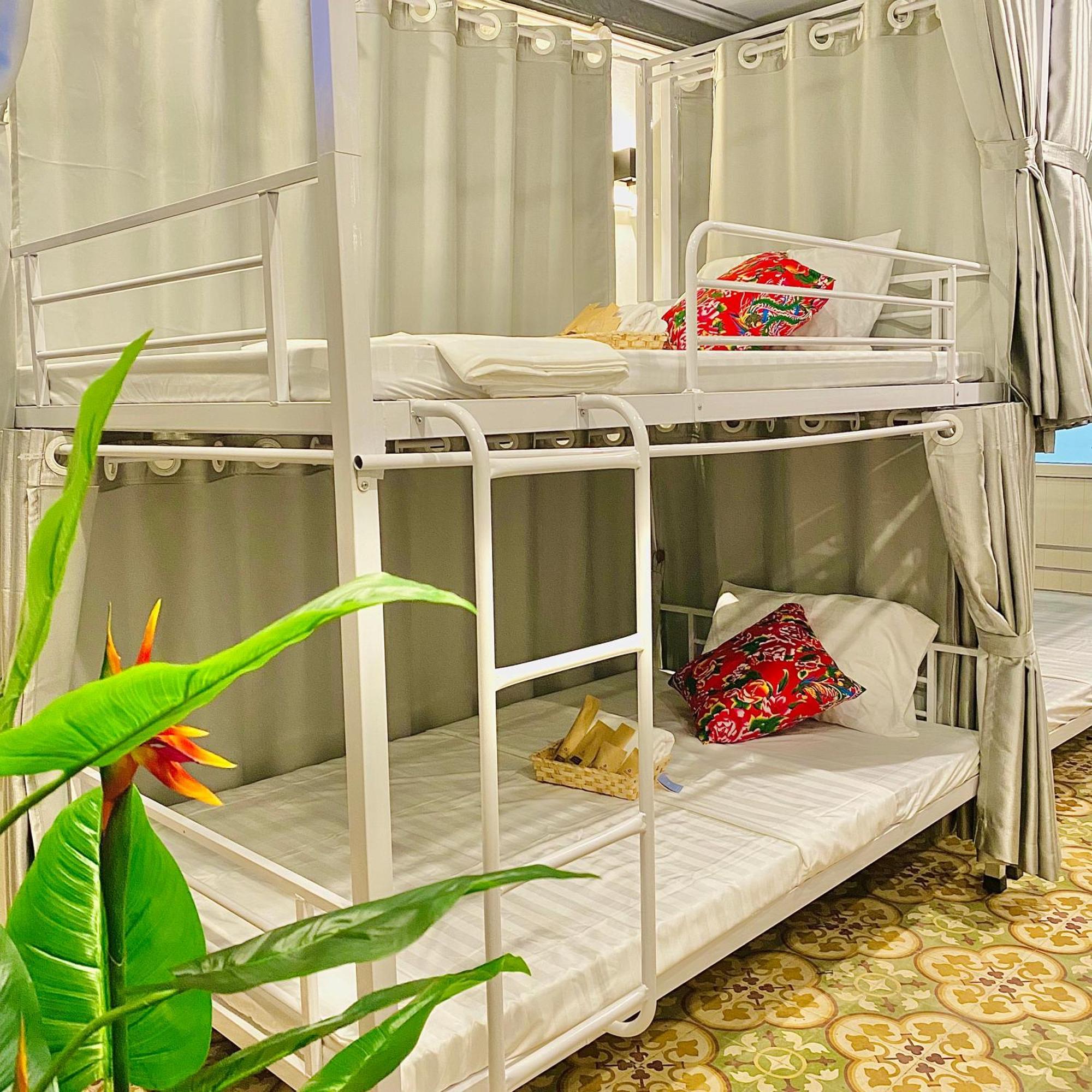 Hanoi Vibes Hostel Bagian luar foto