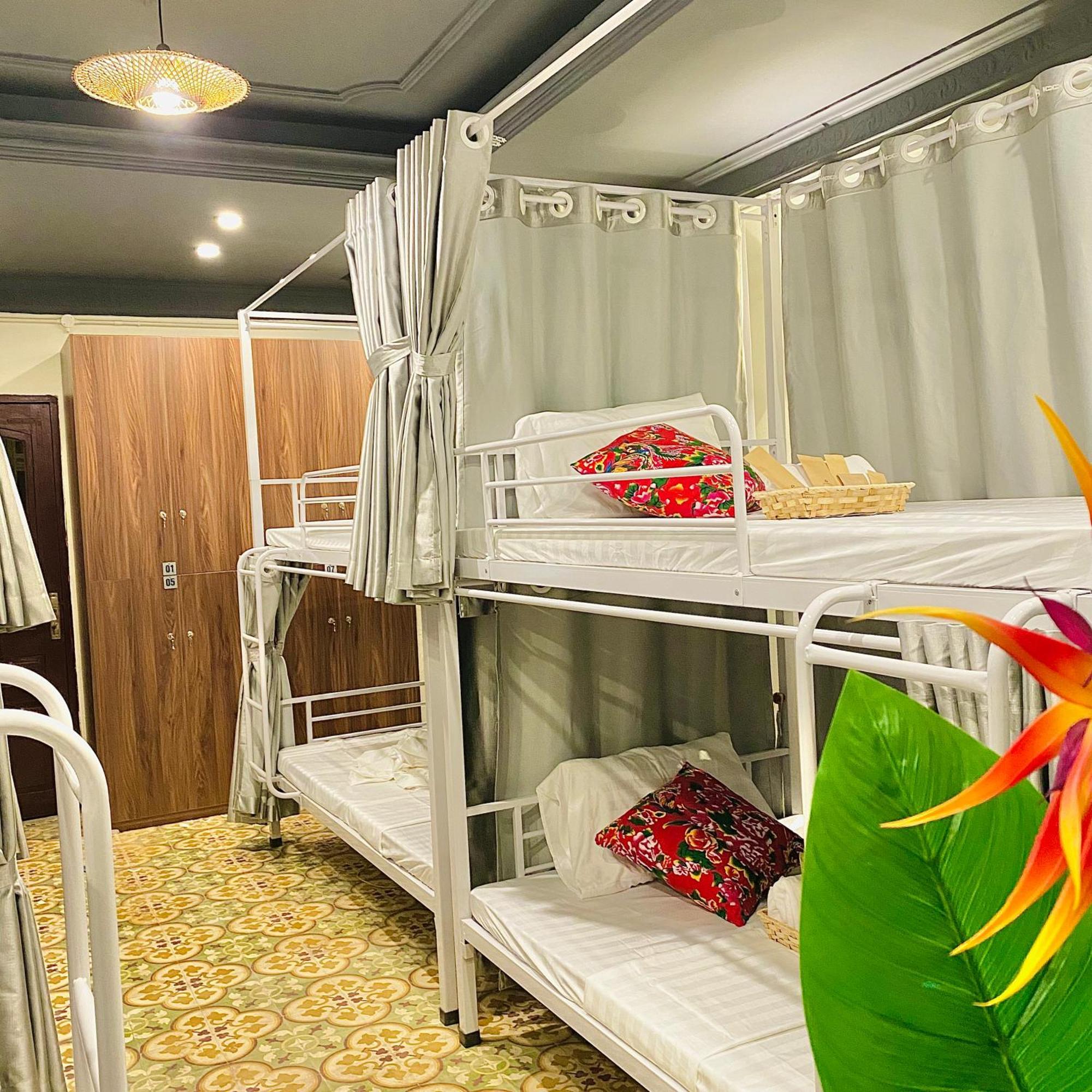 Hanoi Vibes Hostel Bagian luar foto