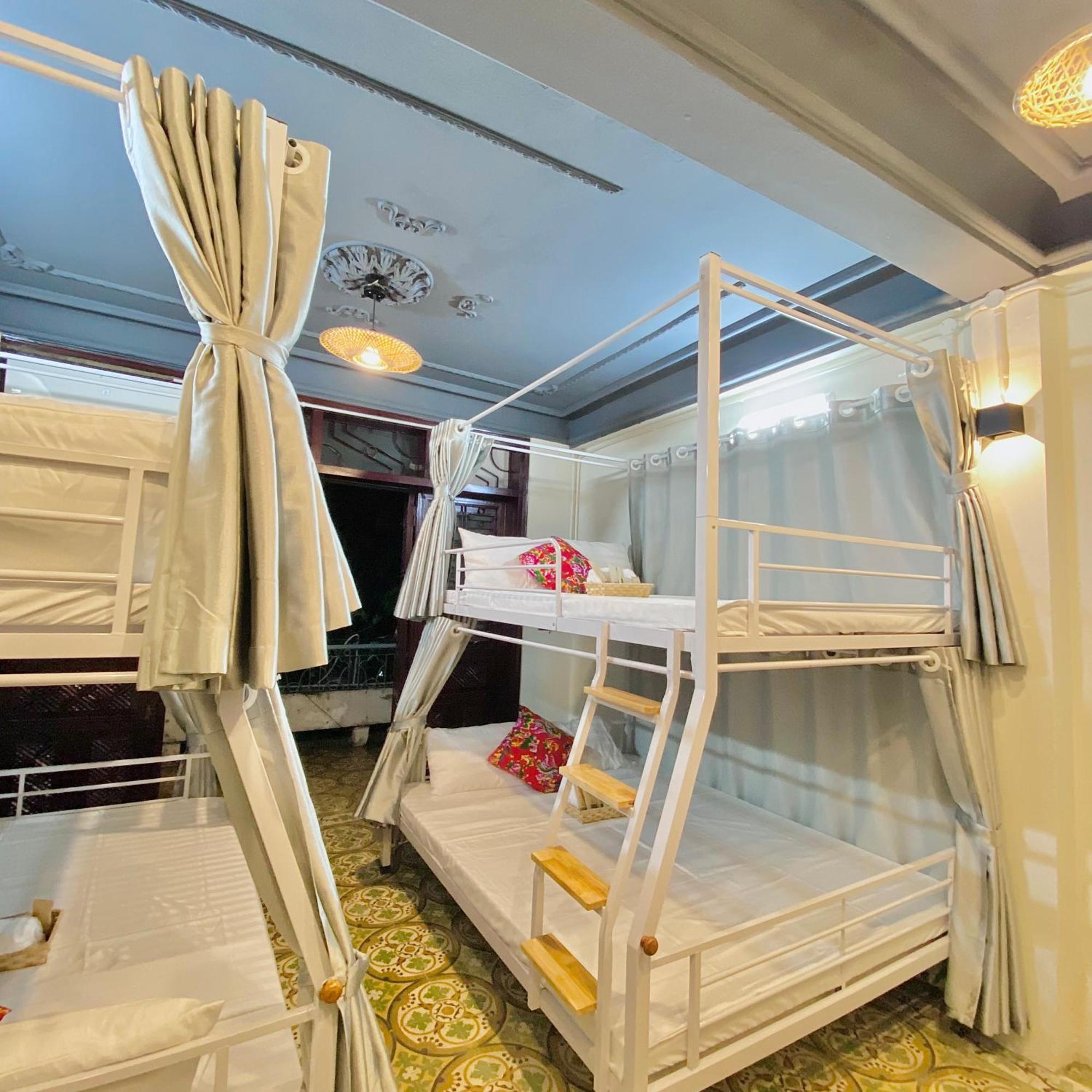 Hanoi Vibes Hostel Bagian luar foto