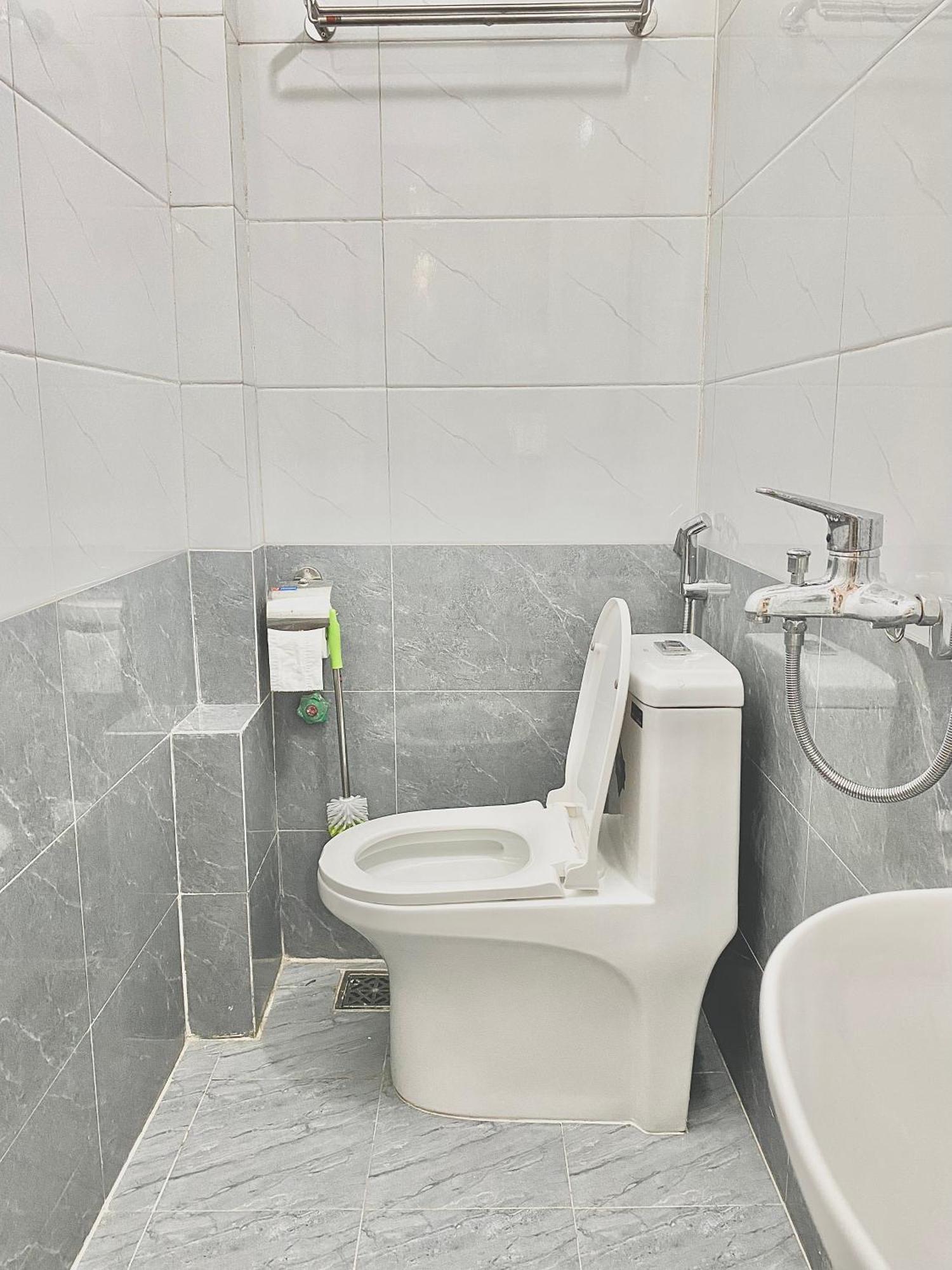 Hanoi Vibes Hostel Bagian luar foto
