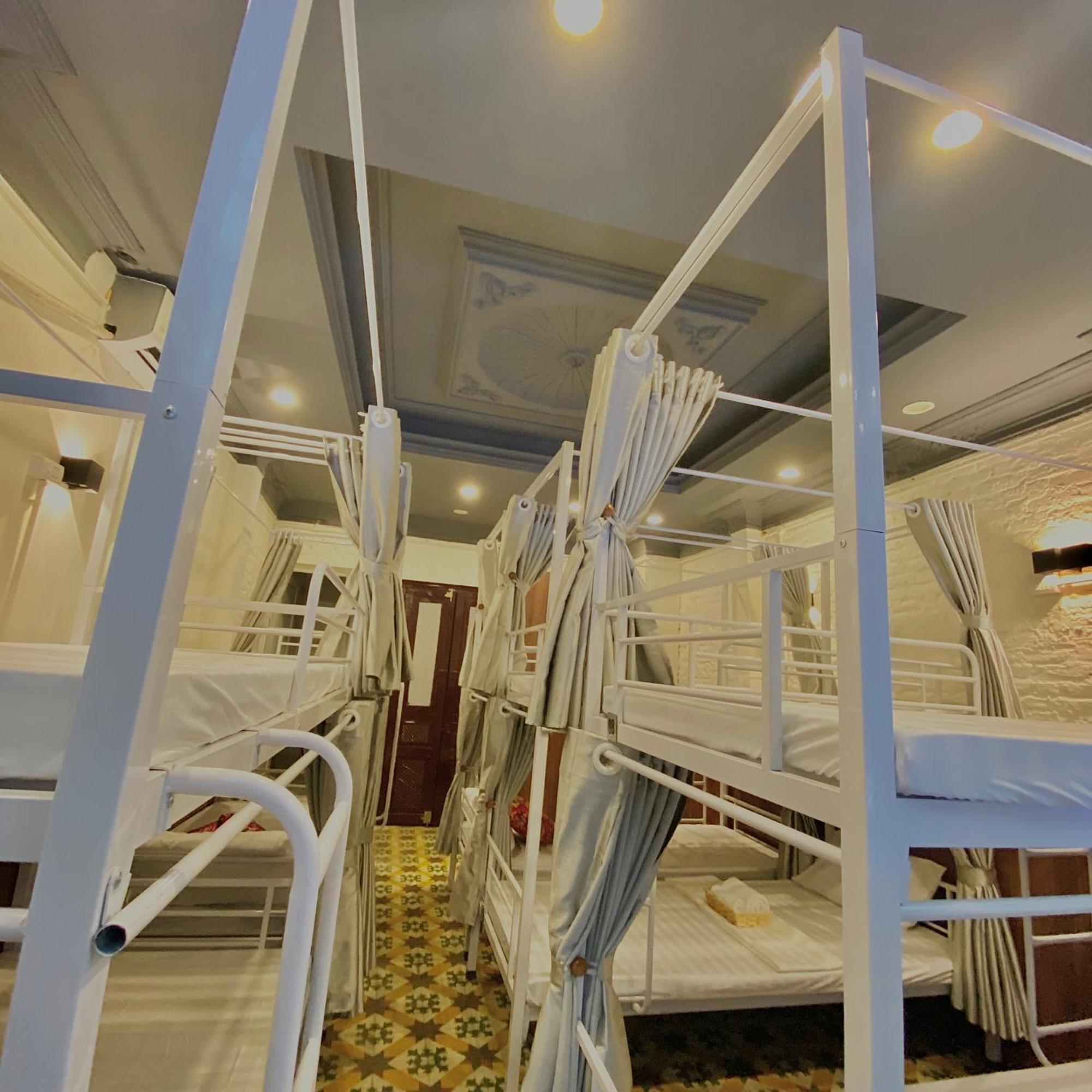 Hanoi Vibes Hostel Bagian luar foto