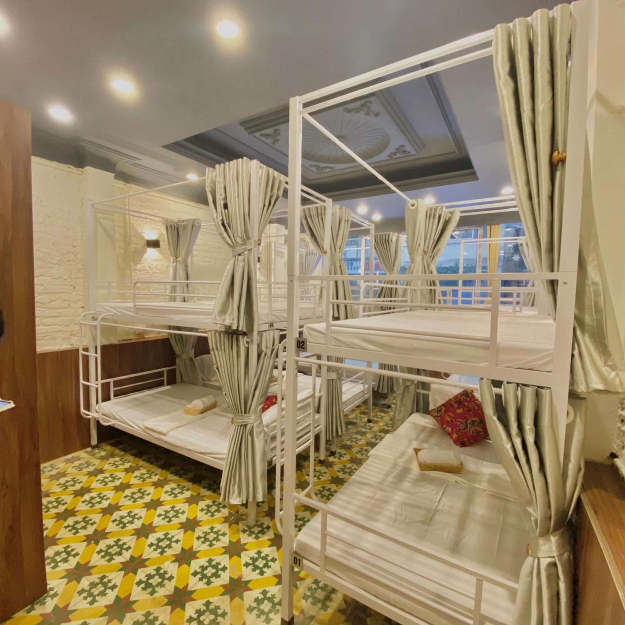 Hanoi Vibes Hostel Bagian luar foto