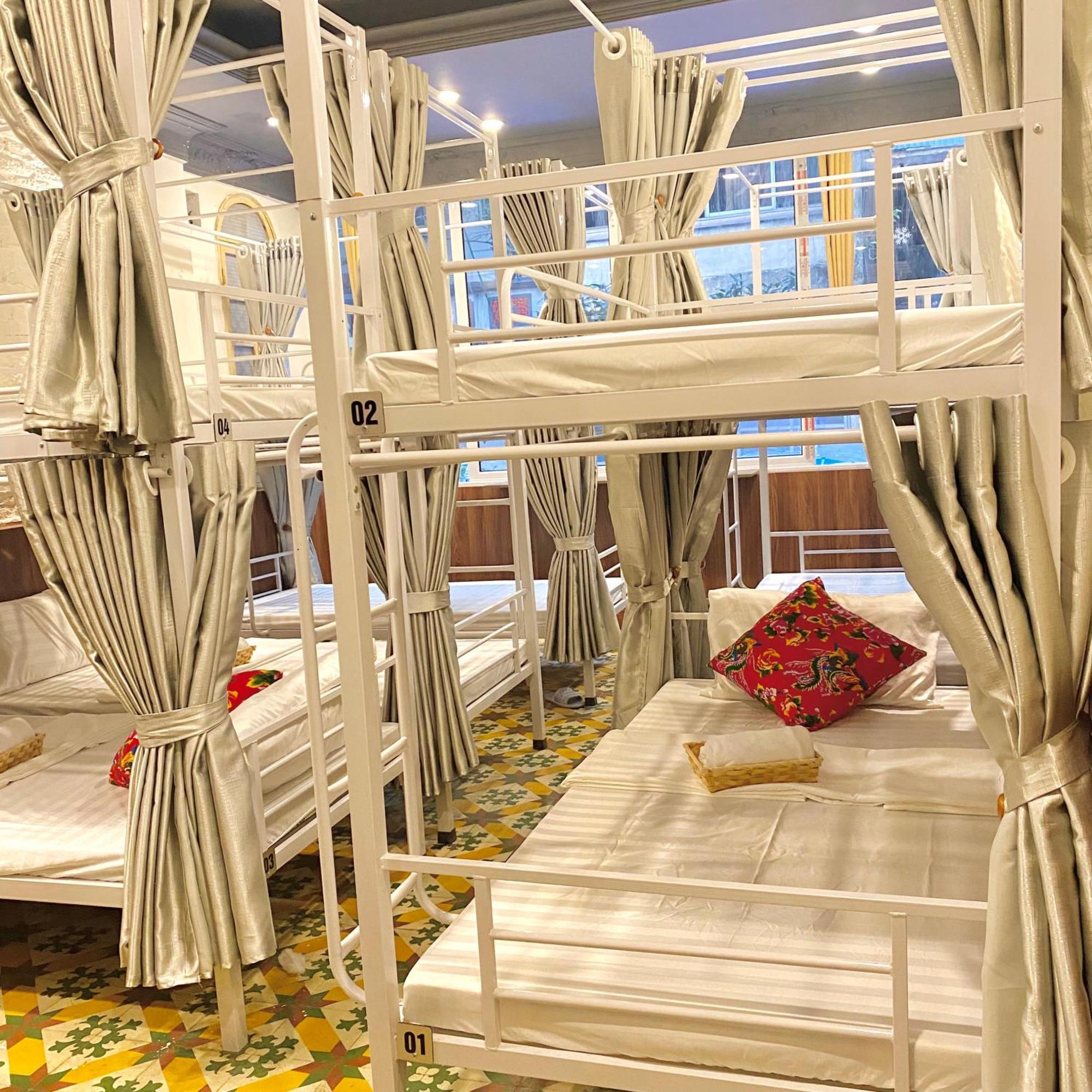 Hanoi Vibes Hostel Bagian luar foto