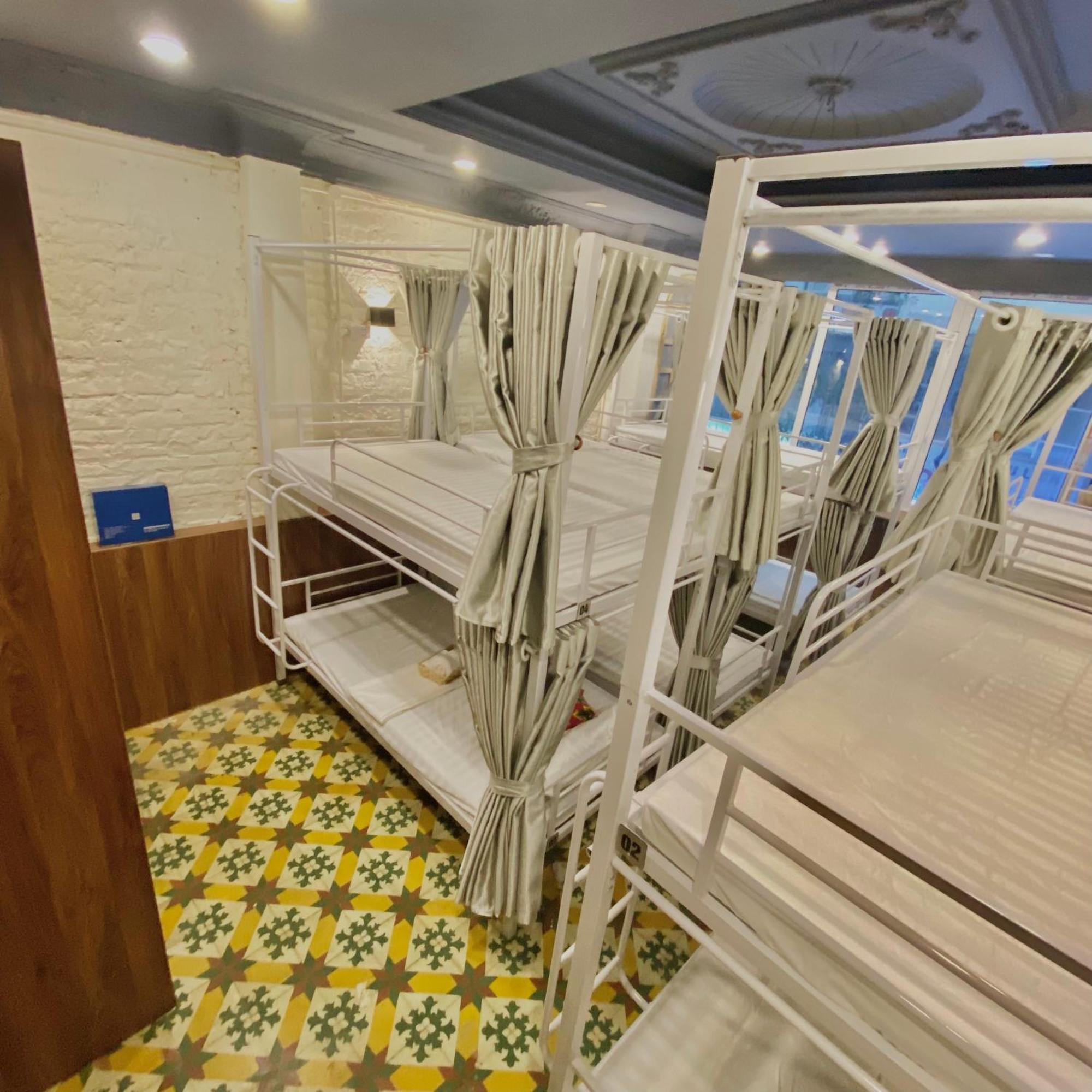 Hanoi Vibes Hostel Bagian luar foto